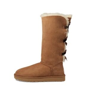 UGG Bailey Bow Tall Boots  *NWT and BOX  *size 8  *chestnut color.